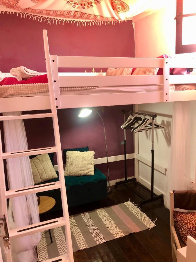 Hostel Buddha Bee - 18 To 35 Years Old Only *